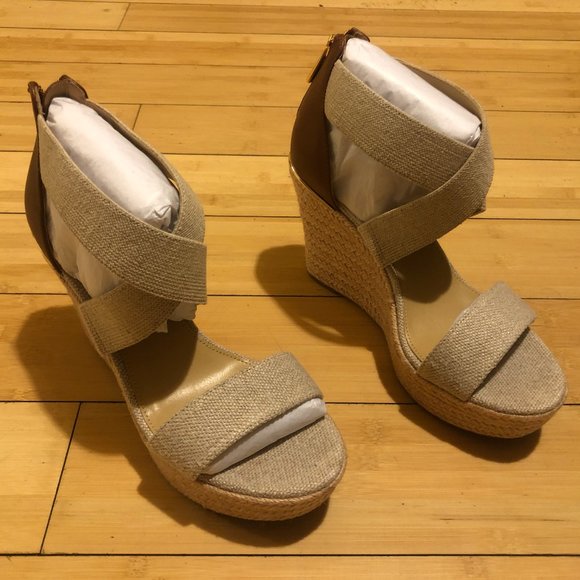 Michael Kors Prue Wedge Sandals - Picture 7 of 10